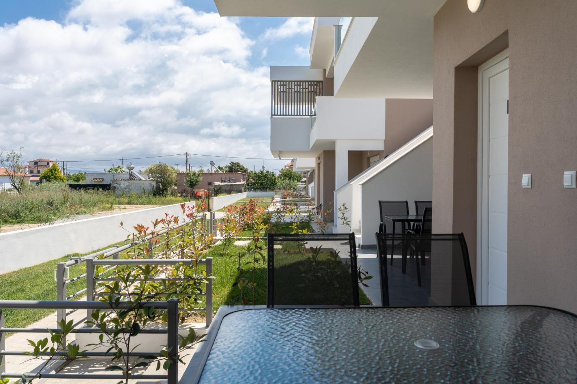 Апартаменты Iro Residential Complex Кавала Экстерьер фото